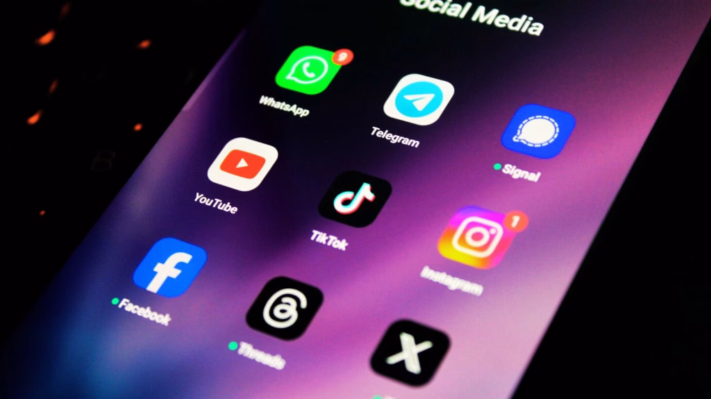 How Social Media Shapes Pop Culture Today
