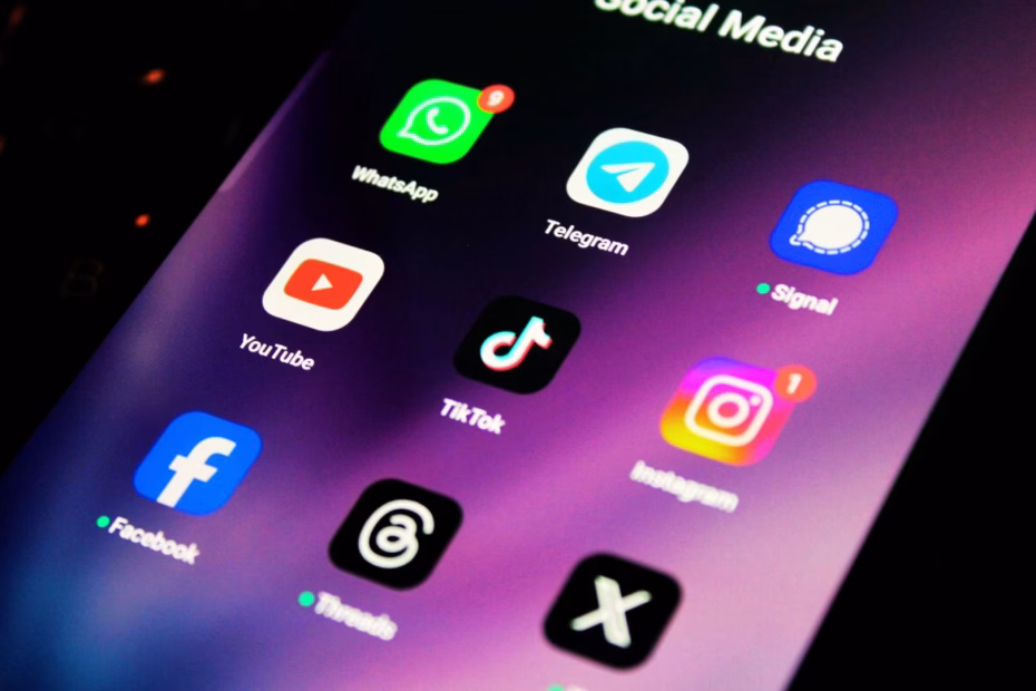 How Social Media Shapes Pop Culture Today